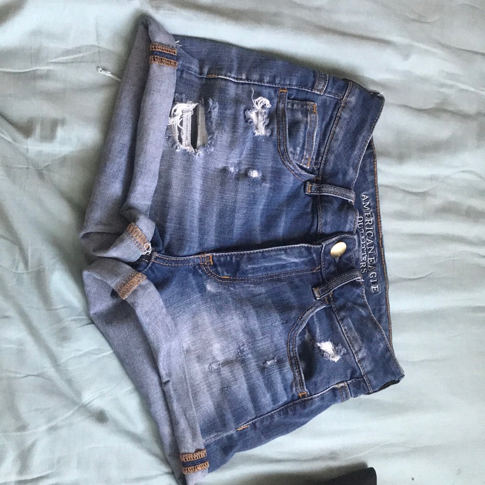 American Eagle Short Feel Free to make an offer!!